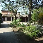 Logis L'occitan 2 Etoiles