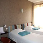 Logis L'occitan 2 Etoiles 3* ガイヤック