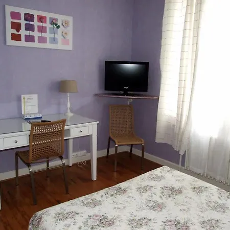 מלון Logis L'occitan 2 Etoiles 3*