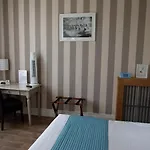 Otel Logis L'occitan 2 Etoiles Gaillac