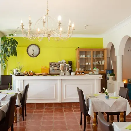 Logis L'occitan 2 Etoiles 3*